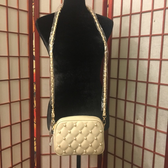 🔥Elegant Quilted Ivory Purse 👜 NWT🏷 - Picture 3 of 11